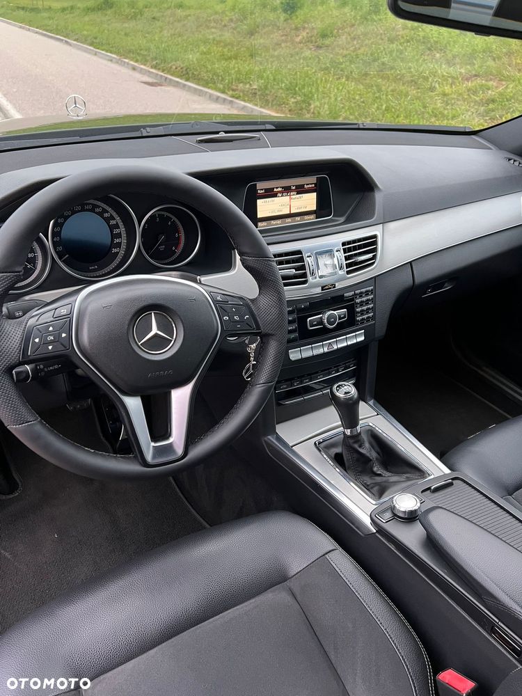 Mercedes-Benz Klasa E - 14