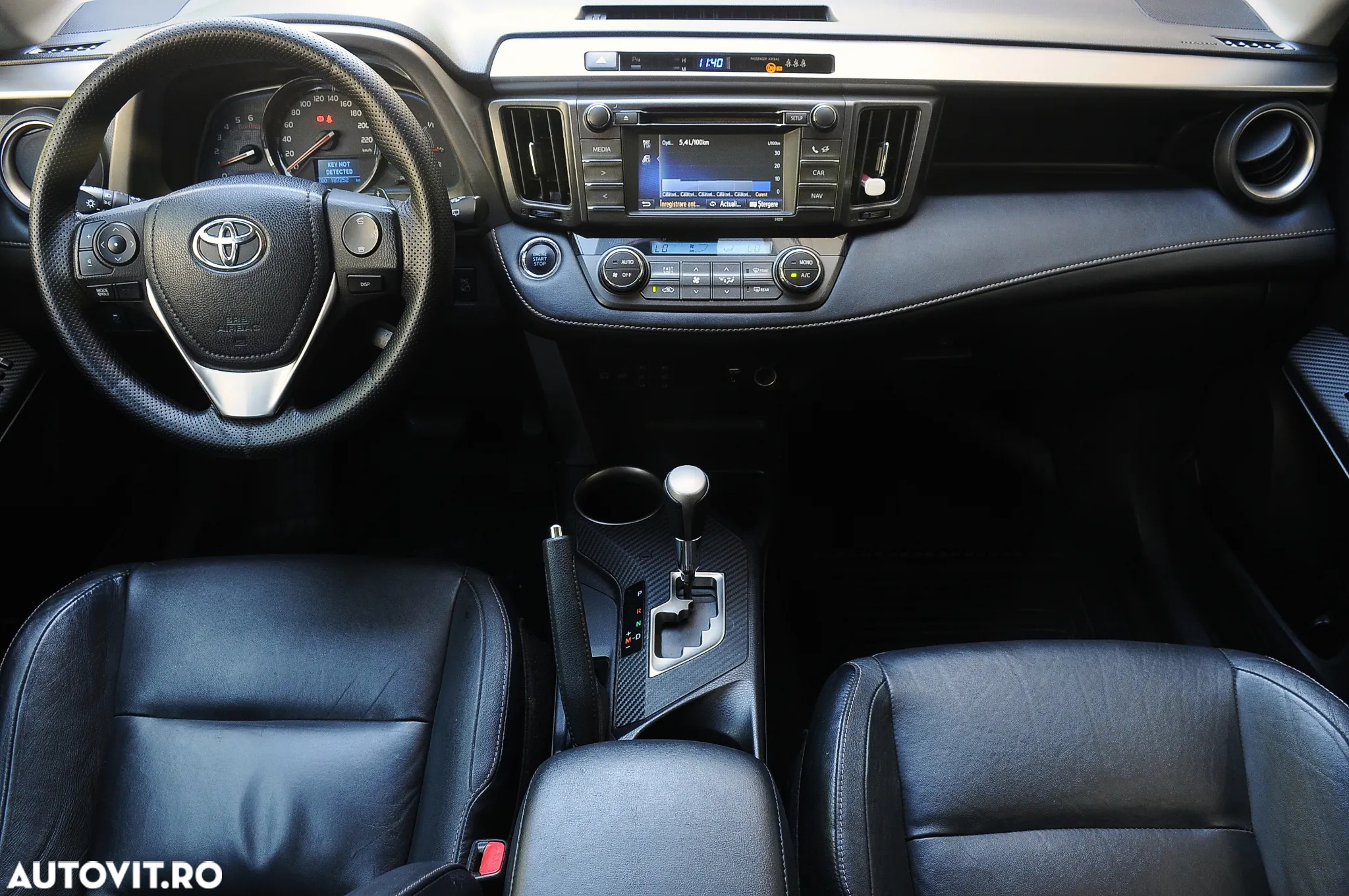 Toyota RAV4 2.2 D-4CAT 4WD Aut Luxury - 6