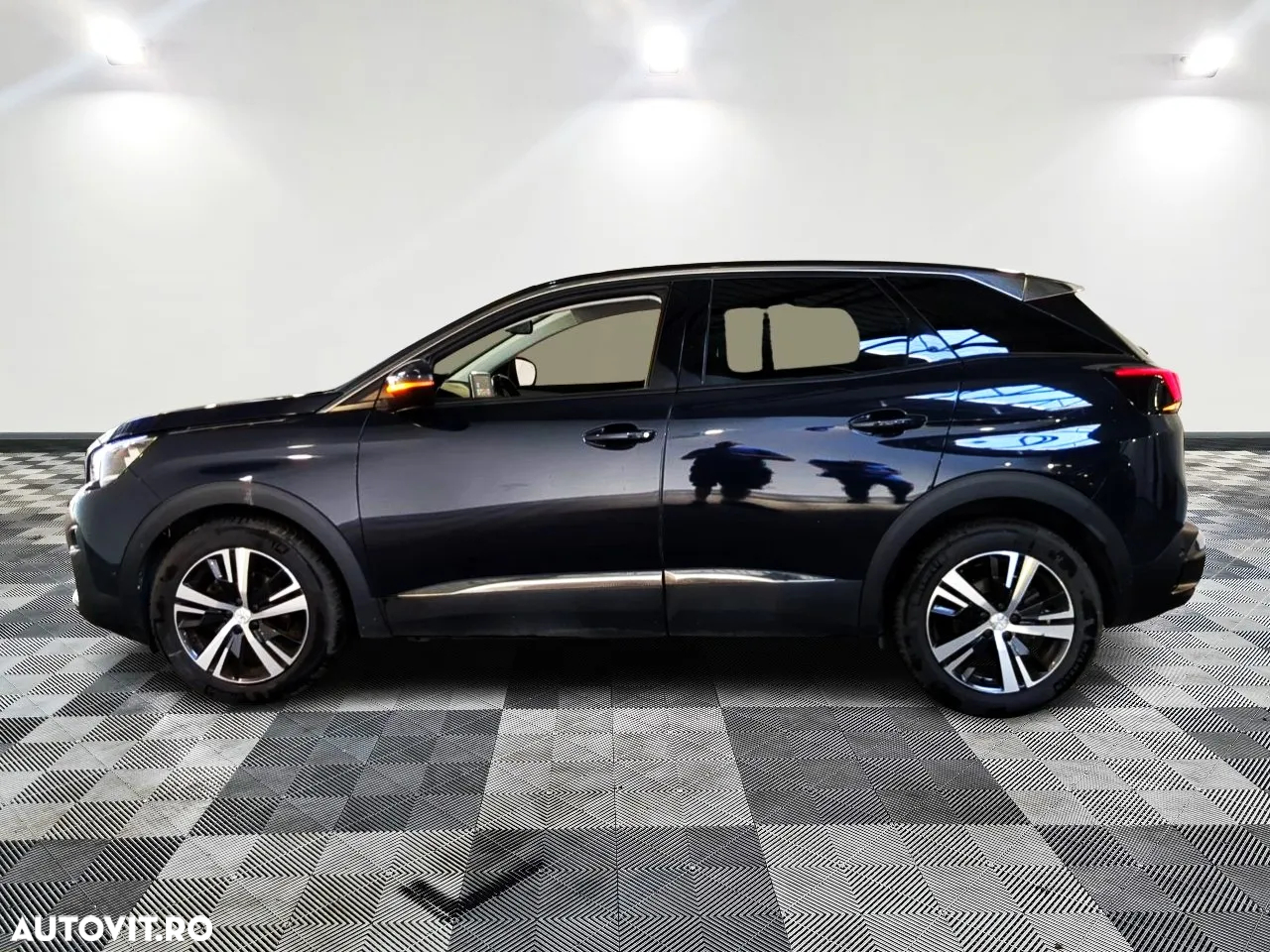 Peugeot 3008 1.2 PureTech S&S EAT8 Allure - 5