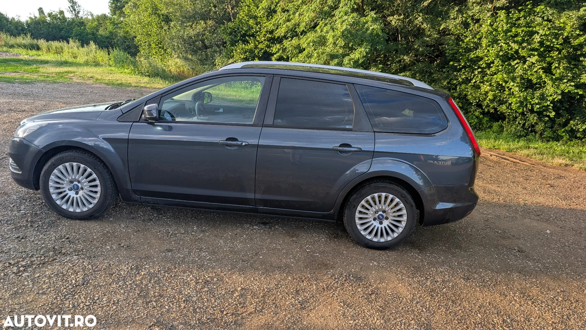 Ford Focus - 8