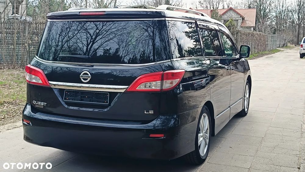 Nissan Quest 3.5 SL - 13