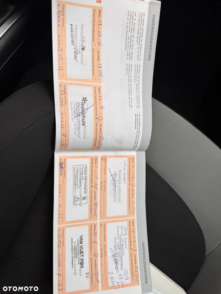 Citroën C4 Picasso PureTech 130 Stop&Start Exclusive - 23