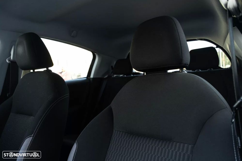 Peugeot 208 1.2 PureTech Active - 11