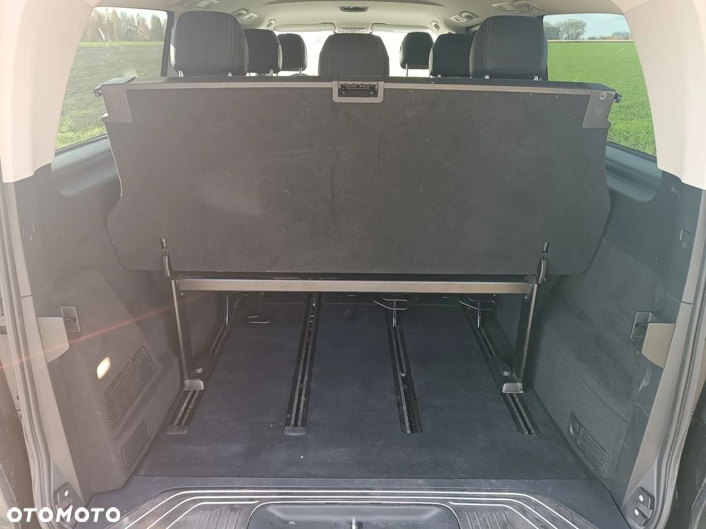 Mercedes-Benz Klasa V 250 d extralang 9G-TRONIC Avantgarde - 12