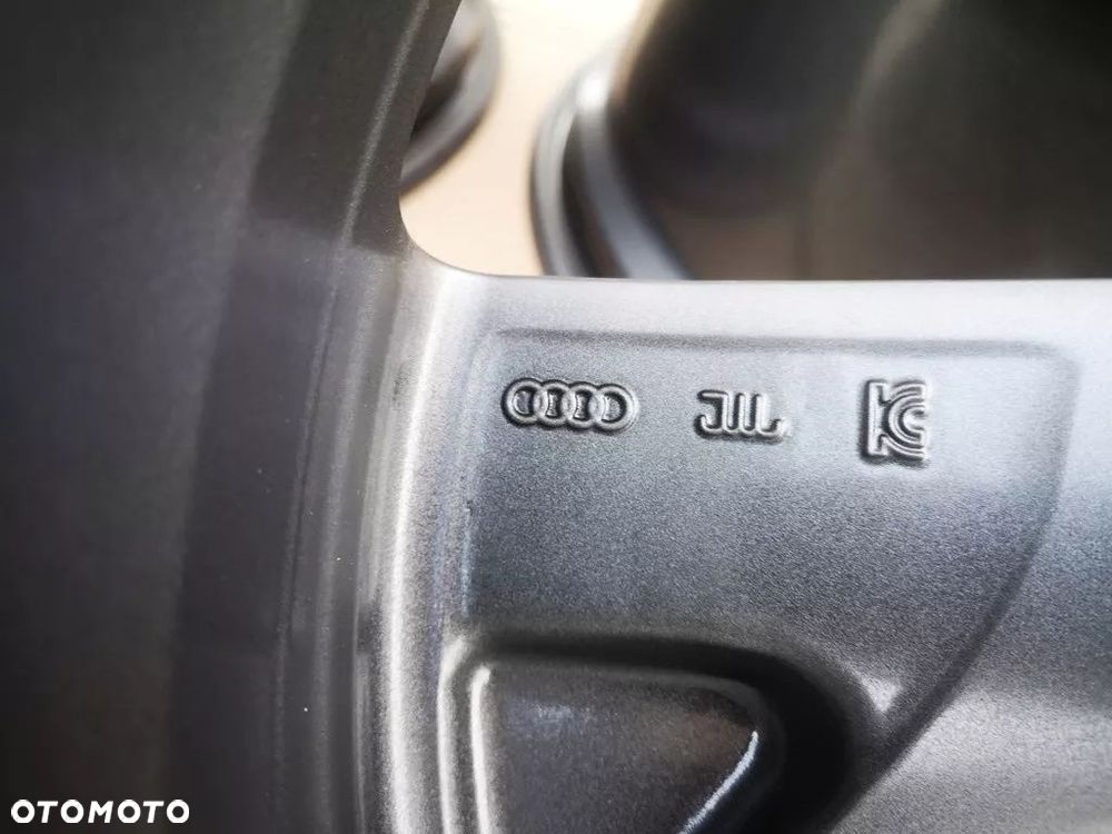 AUDI Q7 E-TRON Q7 RS6 RS7 RS5 22' 4KE - 11