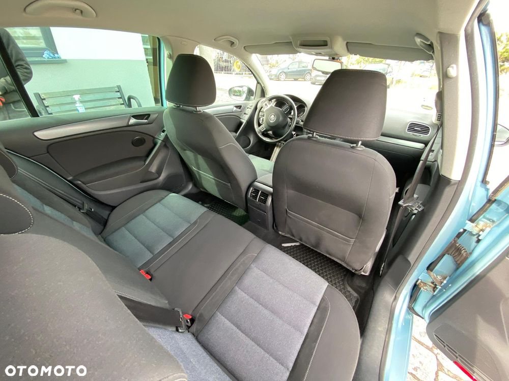 Volkswagen Golf 1.6 TDI DPF DSG Style - 34