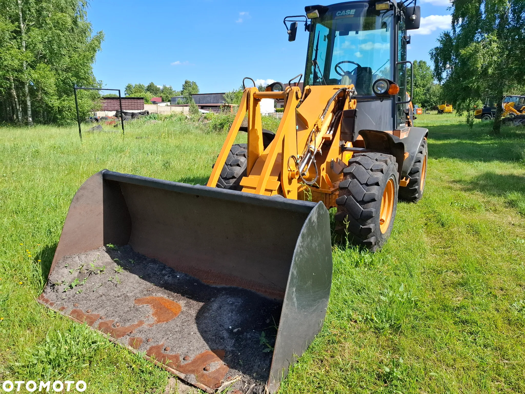 JCB 409 - 8