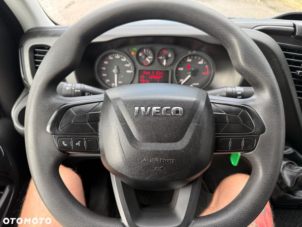 Iveco Daily 35S140, 2,3 140KM, L4H2, Zadbany, Niski przebieg - 23