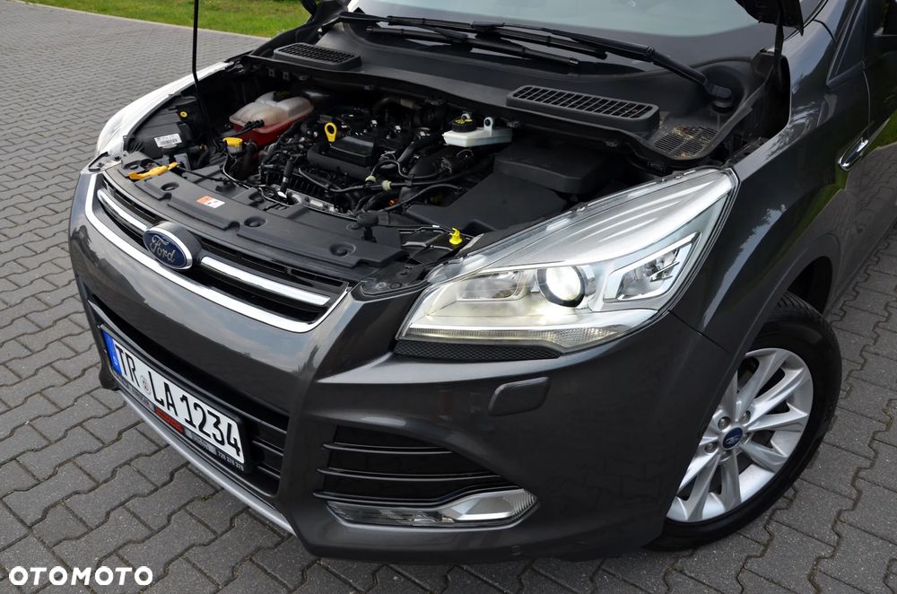 Ford Kuga 1.5 EcoBoost 2x4 Titanium - 9