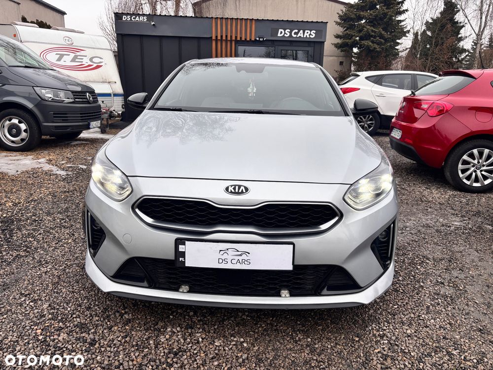 Kia ProCeed - 2