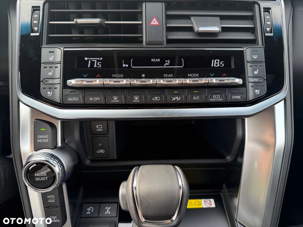 Toyota Land Cruiser - 15