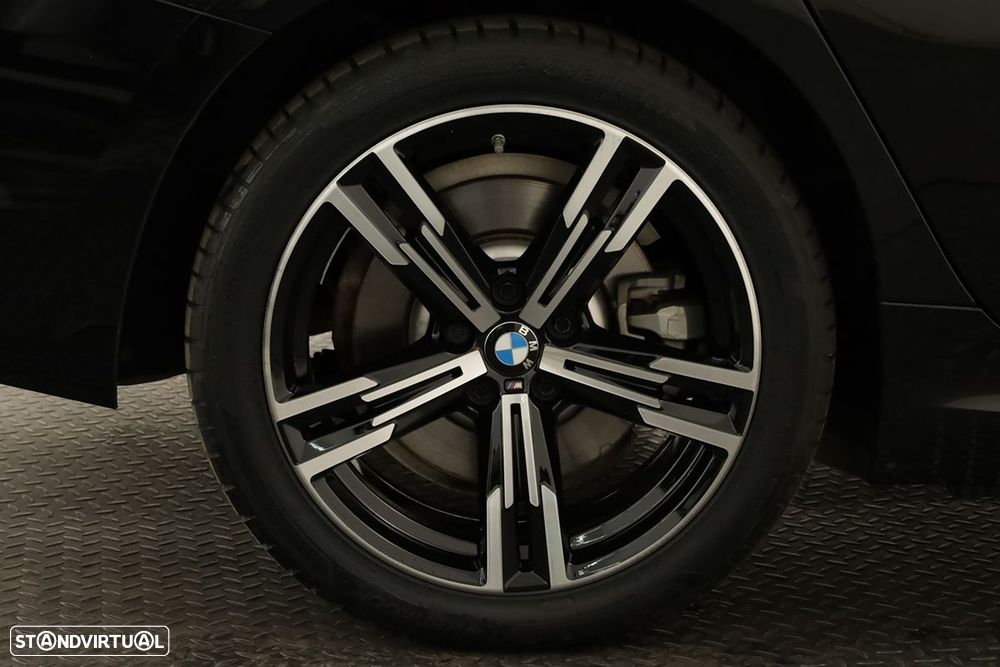 BMW 330 e Edição Desportiva M Auto - 5