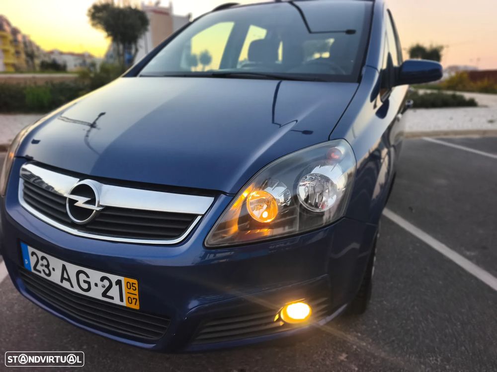 Opel Zafira 1.9 CDTi Enjoy - 35