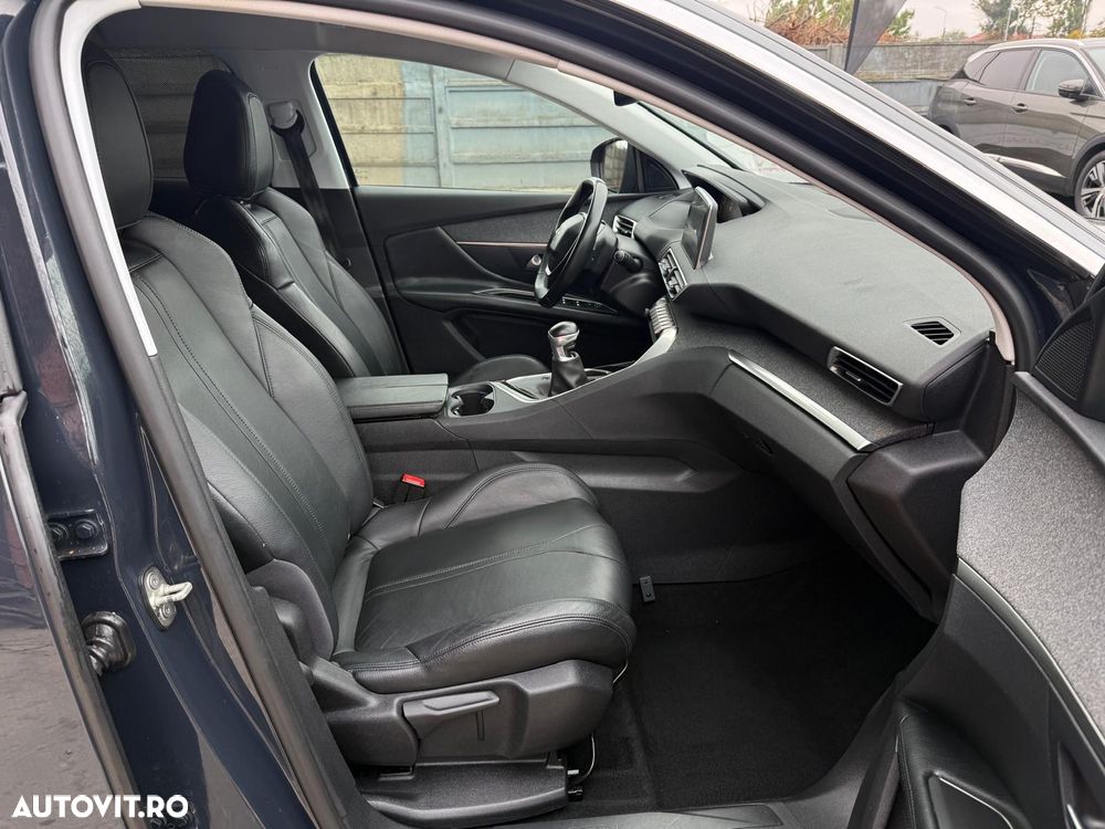 Peugeot 3008 - 14