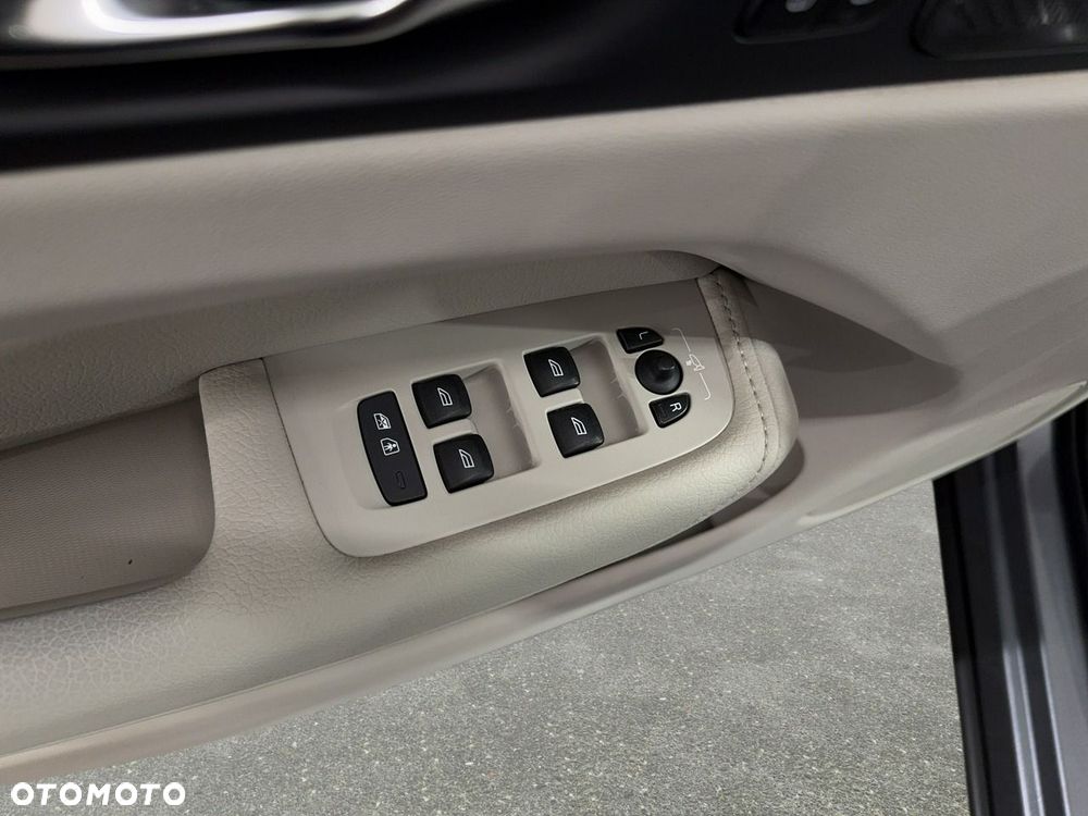 Volvo XC 60 - 32
