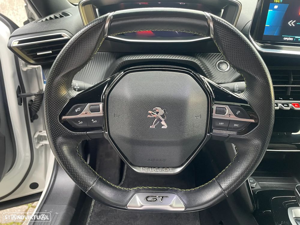 Peugeot e-2008 GT Pack - 39