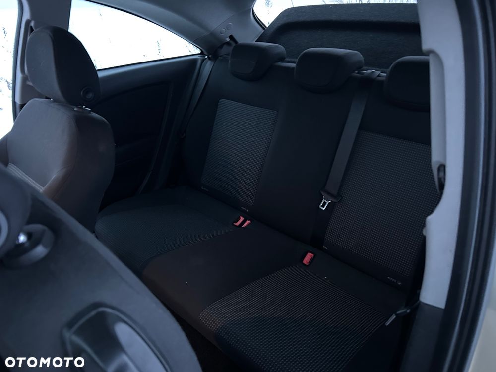 Opel Corsa 1.2 16V Cosmo - 14