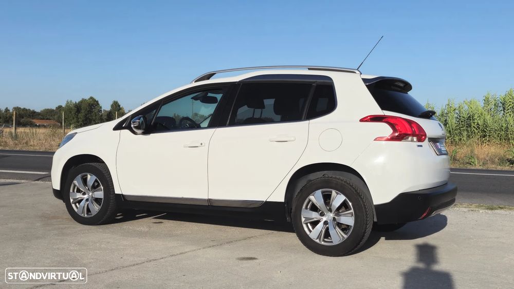 Peugeot 2008 1.6 e-HDi Allure - 18