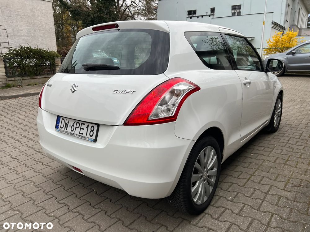 Suzuki Swift 1.2 Club - 5
