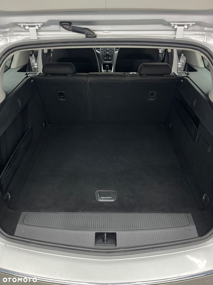 Opel Astra 1.4 Turbo Exklusiv - 28