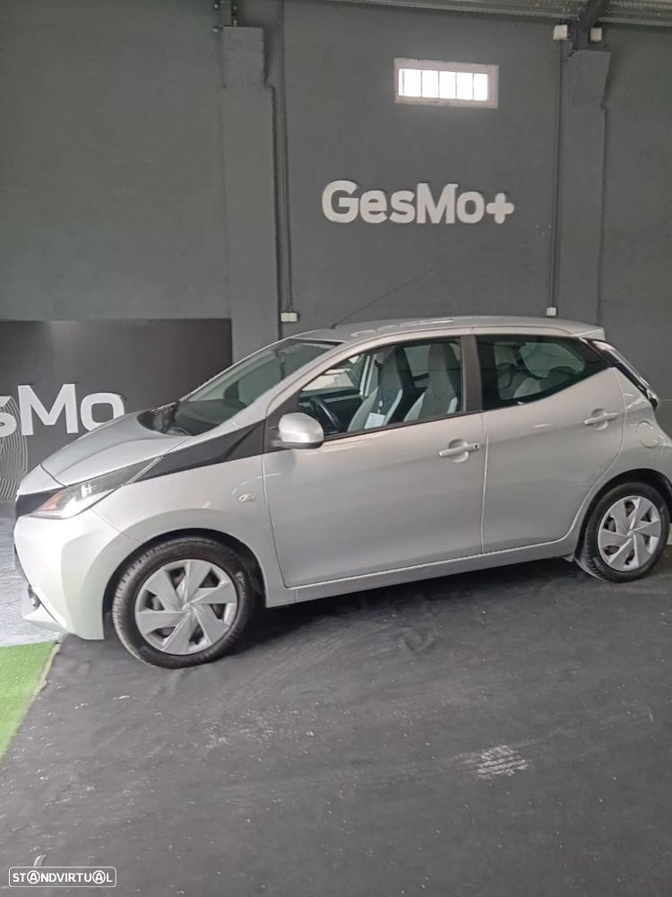 Toyota Aygo 1.0 X-Play+AC - 5