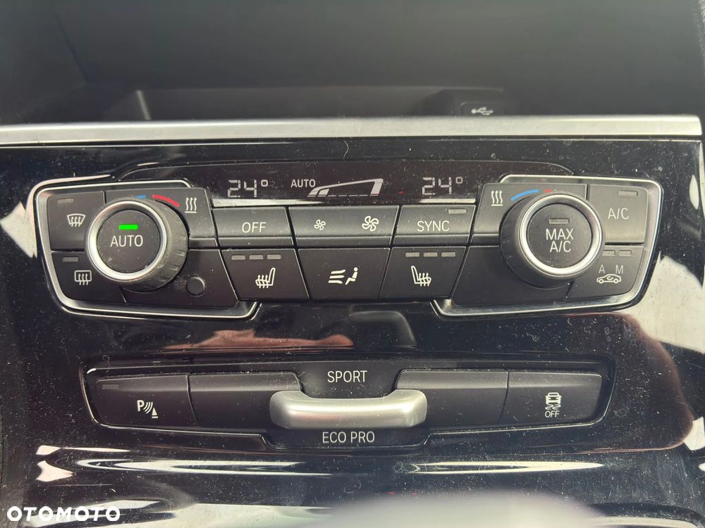 BMW Seria 2 218d GT xDrive - 24