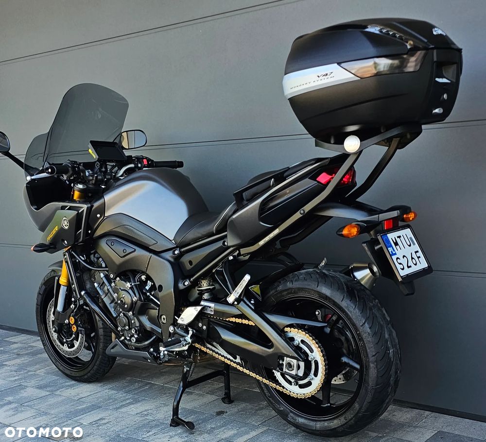 Yamaha FZ8 - 7