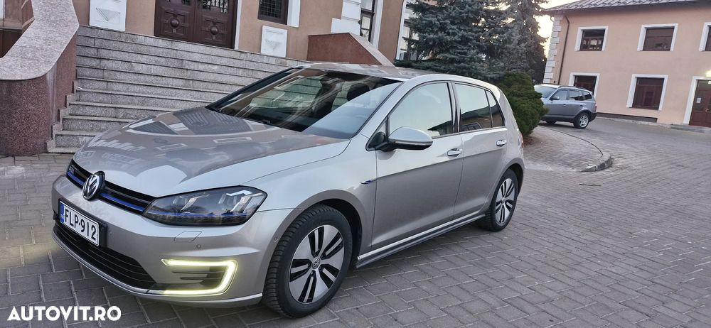 Volkswagen e-Golf - 1