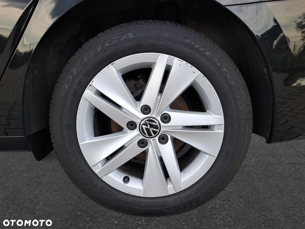 Volkswagen Golf - 10