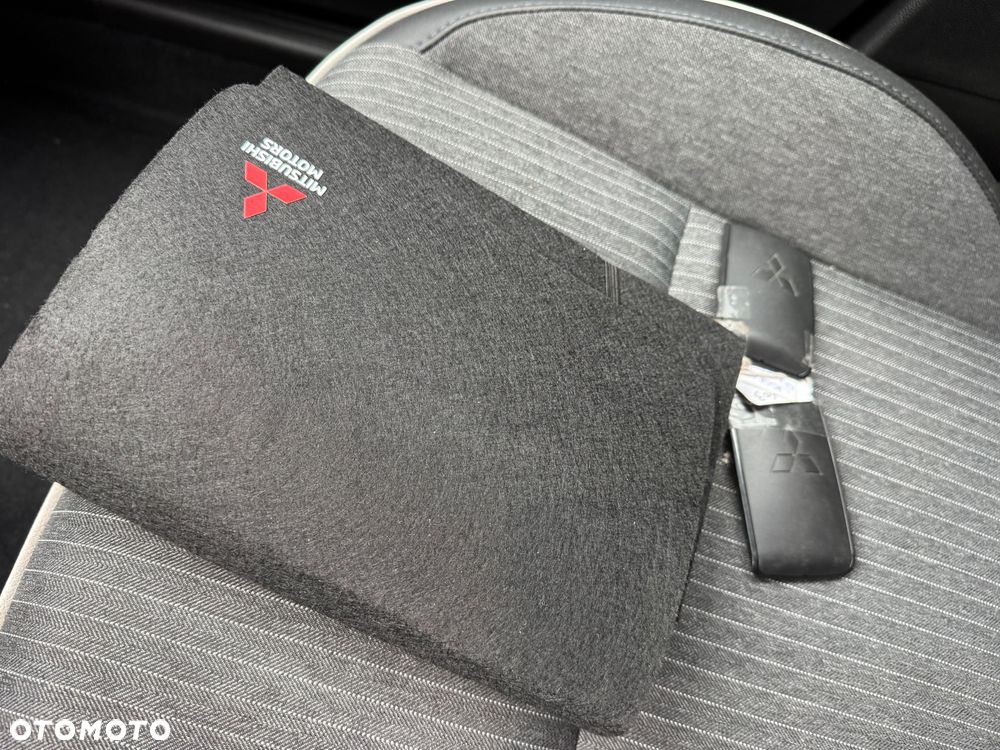 Mitsubishi Colt - 20