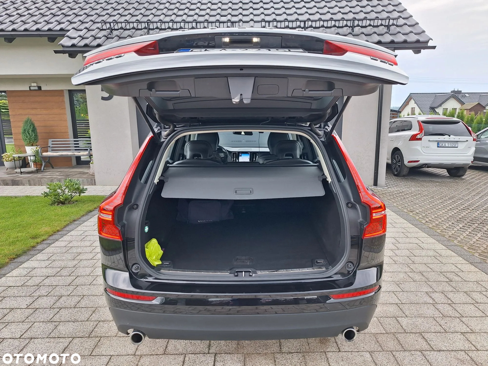 Volvo XC 60 D4 AWD Geartronic Momentum - 9