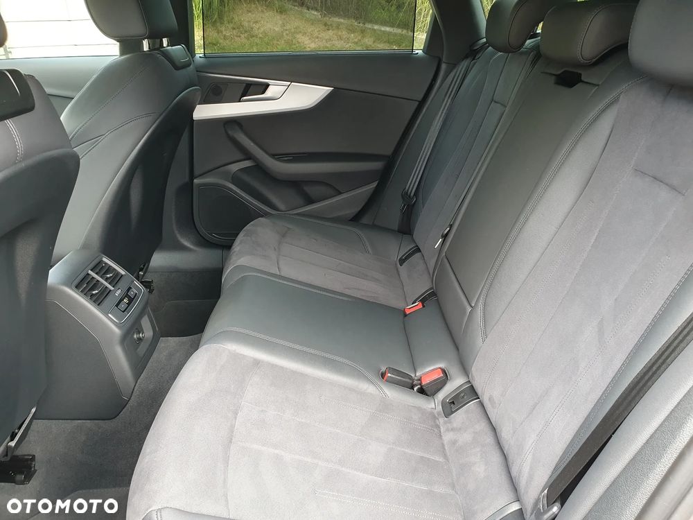 Audi A4 Avant 40 TDI quattro S tronic S line - 22