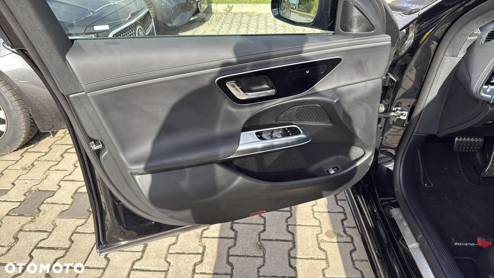 Mercedes-Benz Klasa E - 9