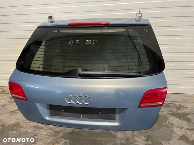 AUDI A3 8P KLAPA - 2