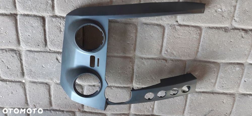 SsangYong Actyon Ramka Radia - 2