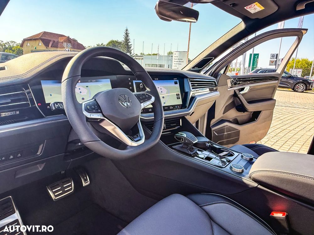 Volkswagen Touareg V6 TDI 4MOTION R-Line - 13