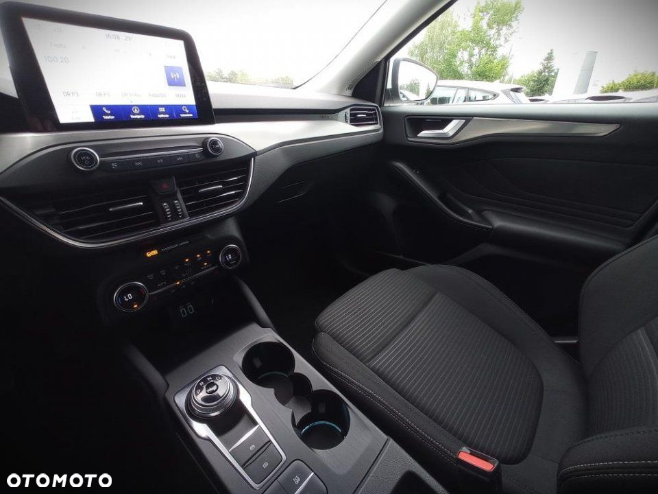 Ford Focus - 28