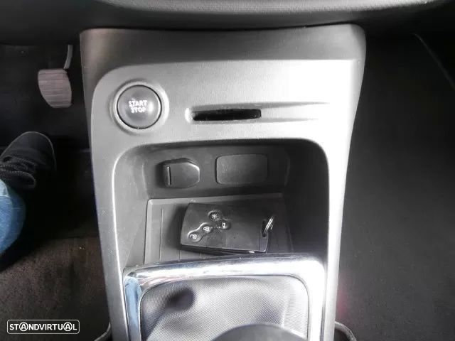 Renault Captur 1.5 dCi Exclusive - 15