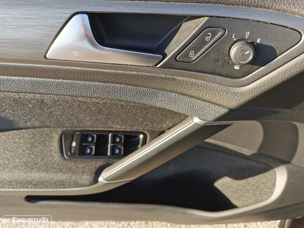 VW Golf Variant 1.6 TDi Confortline - 18