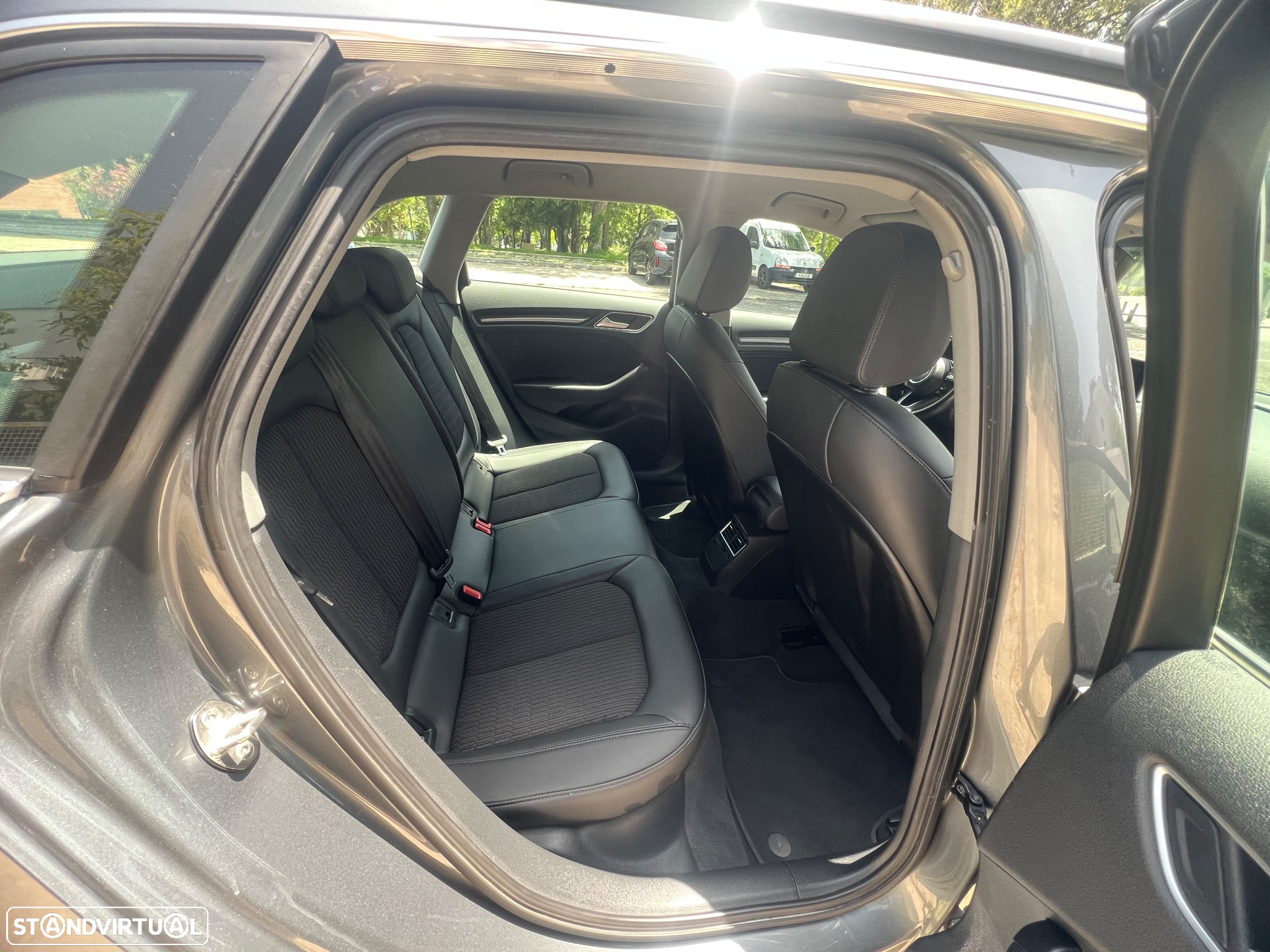 Audi A3 Sportback 1.6 TDI S-line S tronic - 10