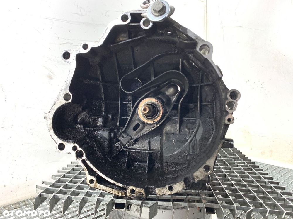 SKRZYNIA BIEGÓW - 899.00 PLN - VW PASSAT B5.5 (3B3) 2000 - 2005 1.9 TDI 4motion 96 kW [130 KM] olej - 1