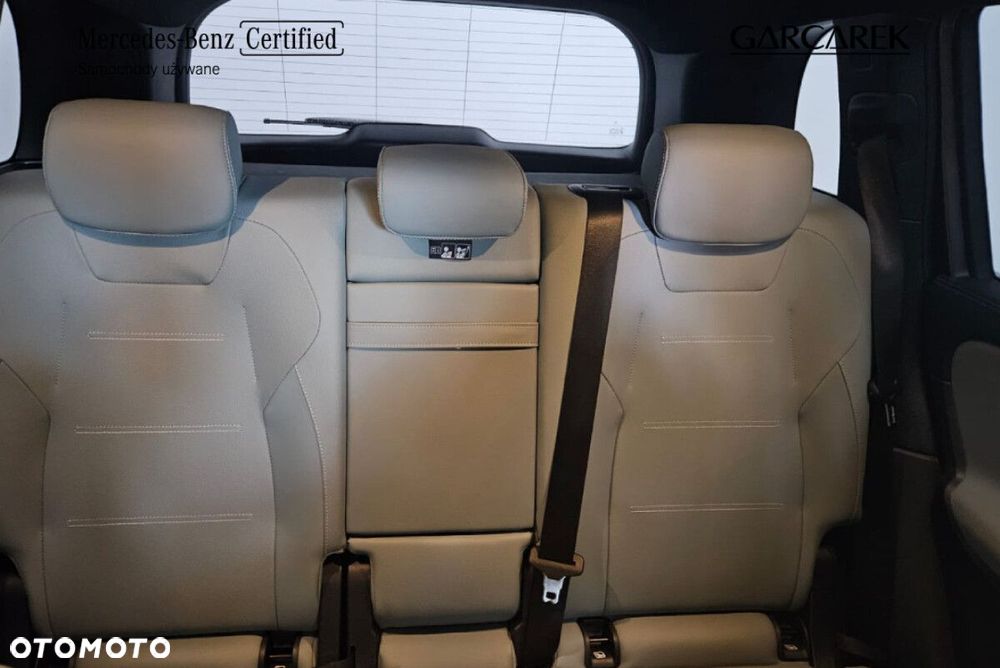 Mercedes-Benz GLB - 23