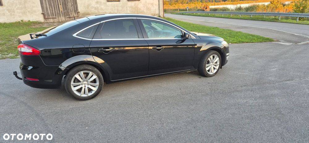 Ford Mondeo 2.0 TDCi Titanium - 11