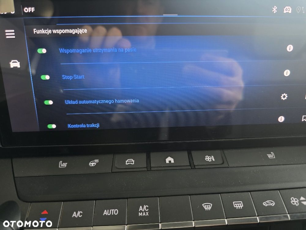 Opel Astra 1.2 T Business Edition S&S - 12