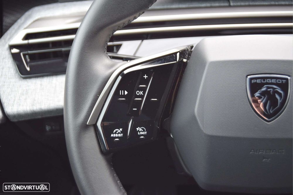 Peugeot 3008 1.2 Hybrid Allure e-DCS6 - 16