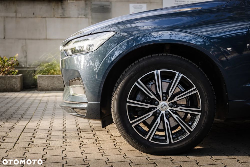 Volvo XC 60 B4 D AWD Inscription - 19