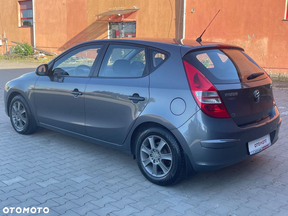 Hyundai i30 1.4 Comfort - 24
