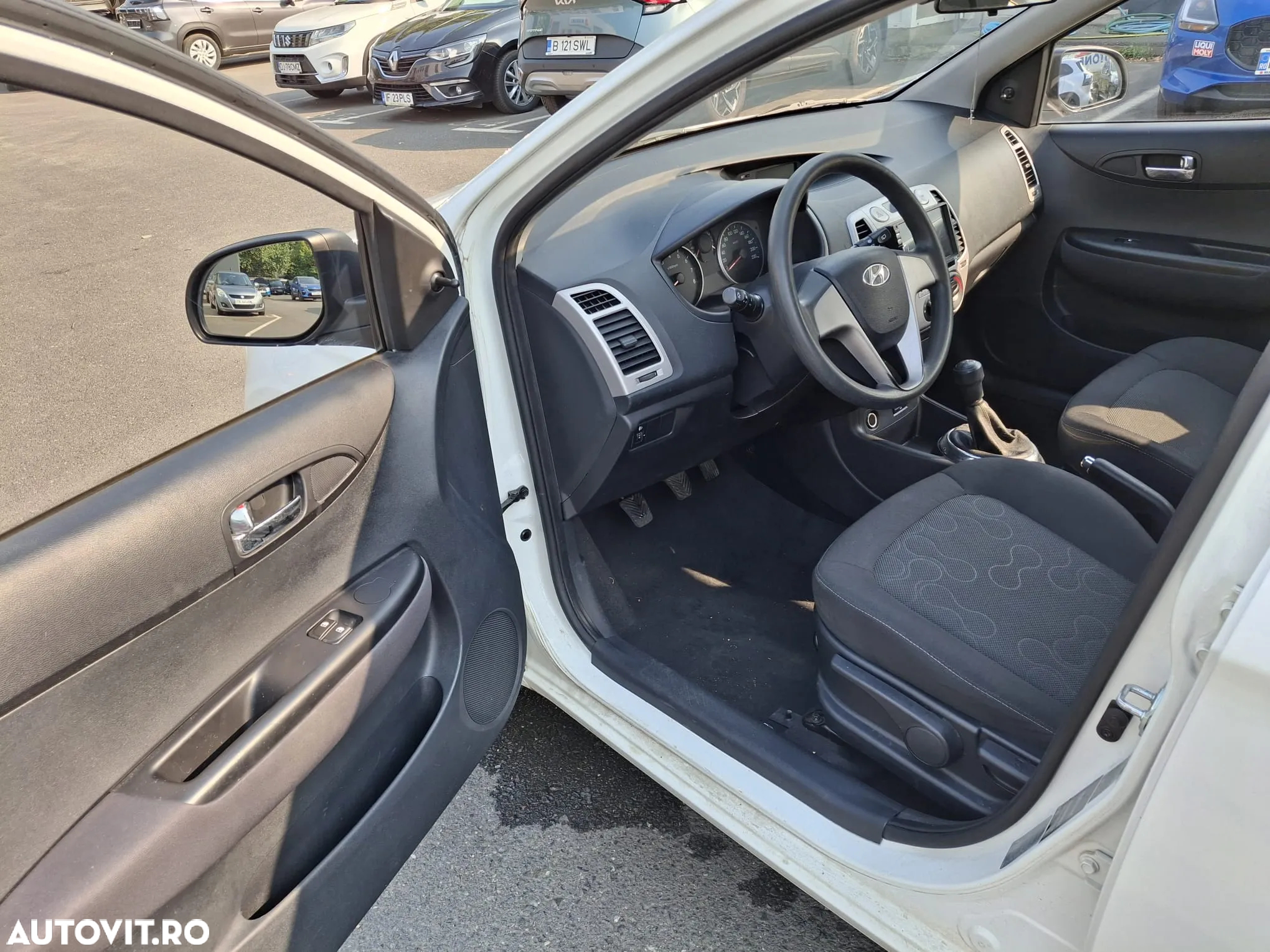 Hyundai i20 1.2 Economy - 10