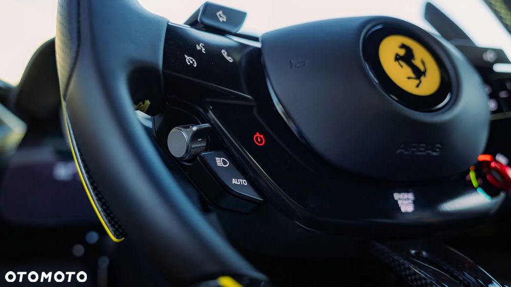 Ferrari SF90 Stradale - 16