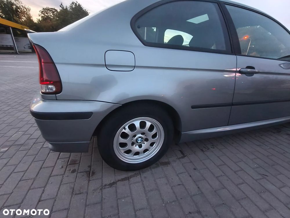 BMW Seria 3 316ti - 32
